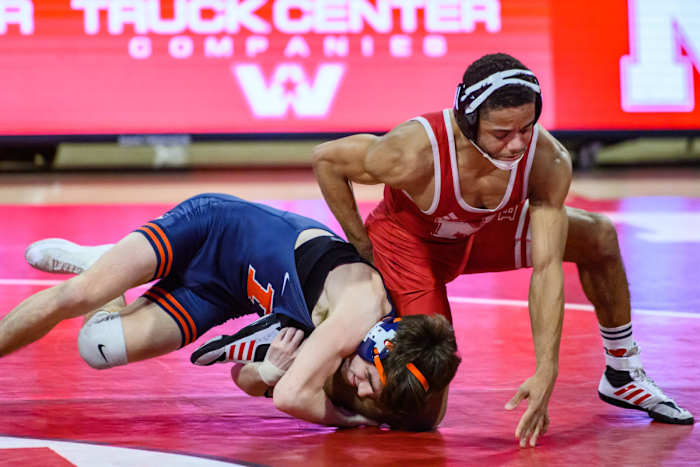 01_Caleb Smith_WRESvsIllinois0204